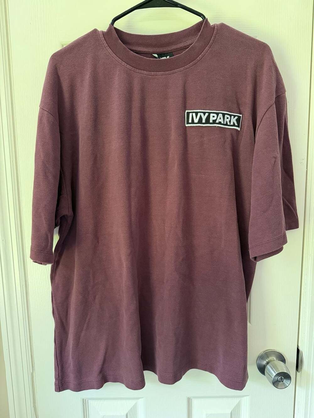 IVY PARK Unisex Flag Badge Oversized Wine Colored T-Shirt